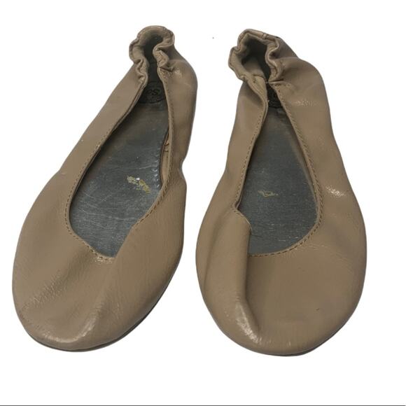 SO 8 tan slip on flats shiny patent look - Picture 3 of 6